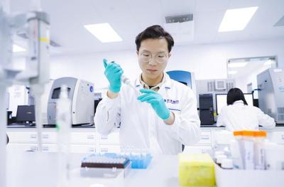 聚焦全國(guó)醫(yī)藥工業(yè)信息年會(huì) 揭秘山東老牌十強(qiáng)藥企的決勝王牌——生物技術(shù)開發(fā)